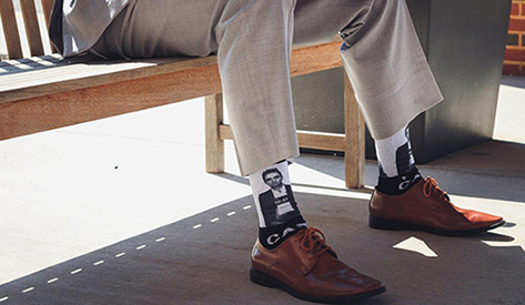 How to match various socks in fashion?