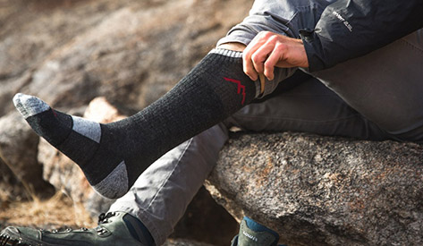 How to select the best hiking socks？